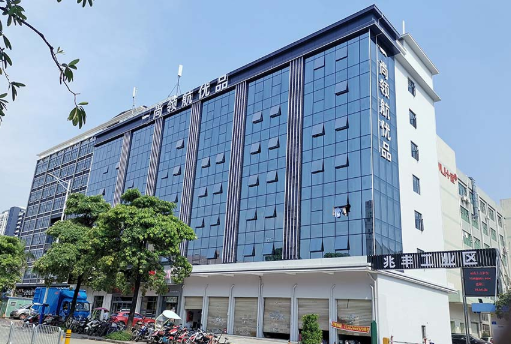 深圳写字楼外墙做玻璃幕墙多少钱一平米？